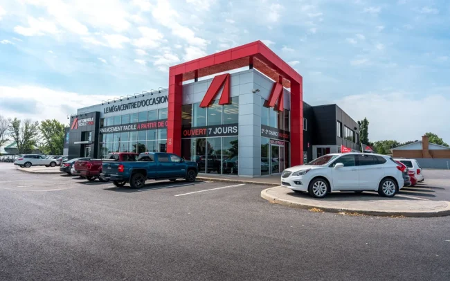 Succursale d'auto usagées. Automobile En Direct à Saint-Constant