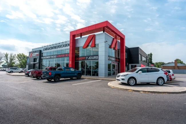 Succursale d'auto usagées. Automobile En Direct à Saint-Constant